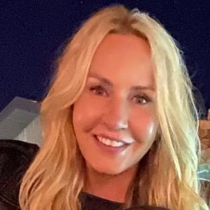 Meet your Posher, Dana